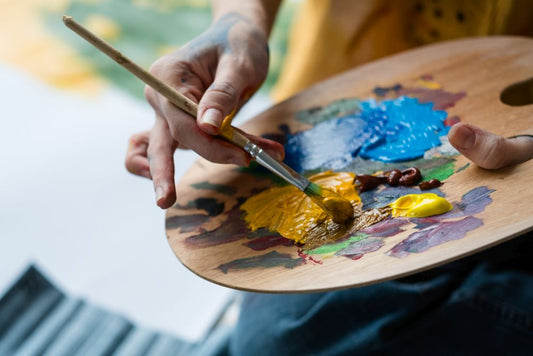 As avid craft enthusiasts who were encouraged to get creative from a young age by our parents, we’ve always known how to paint to some extent and enjoyed it immensely