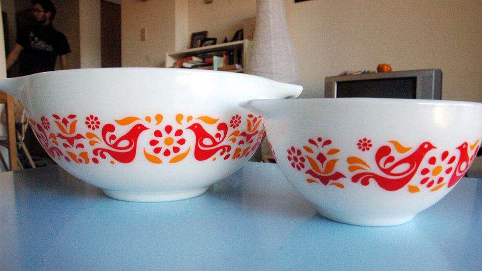 The 10 Most Popular Vintage Pyrex Patterns No Collection is Complete Without
