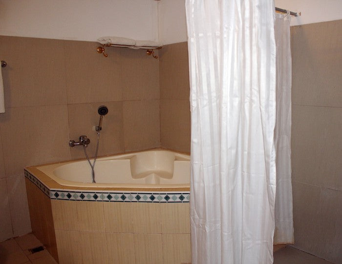 How to Wash Shower Curtain Liner in Front Load Washer?
